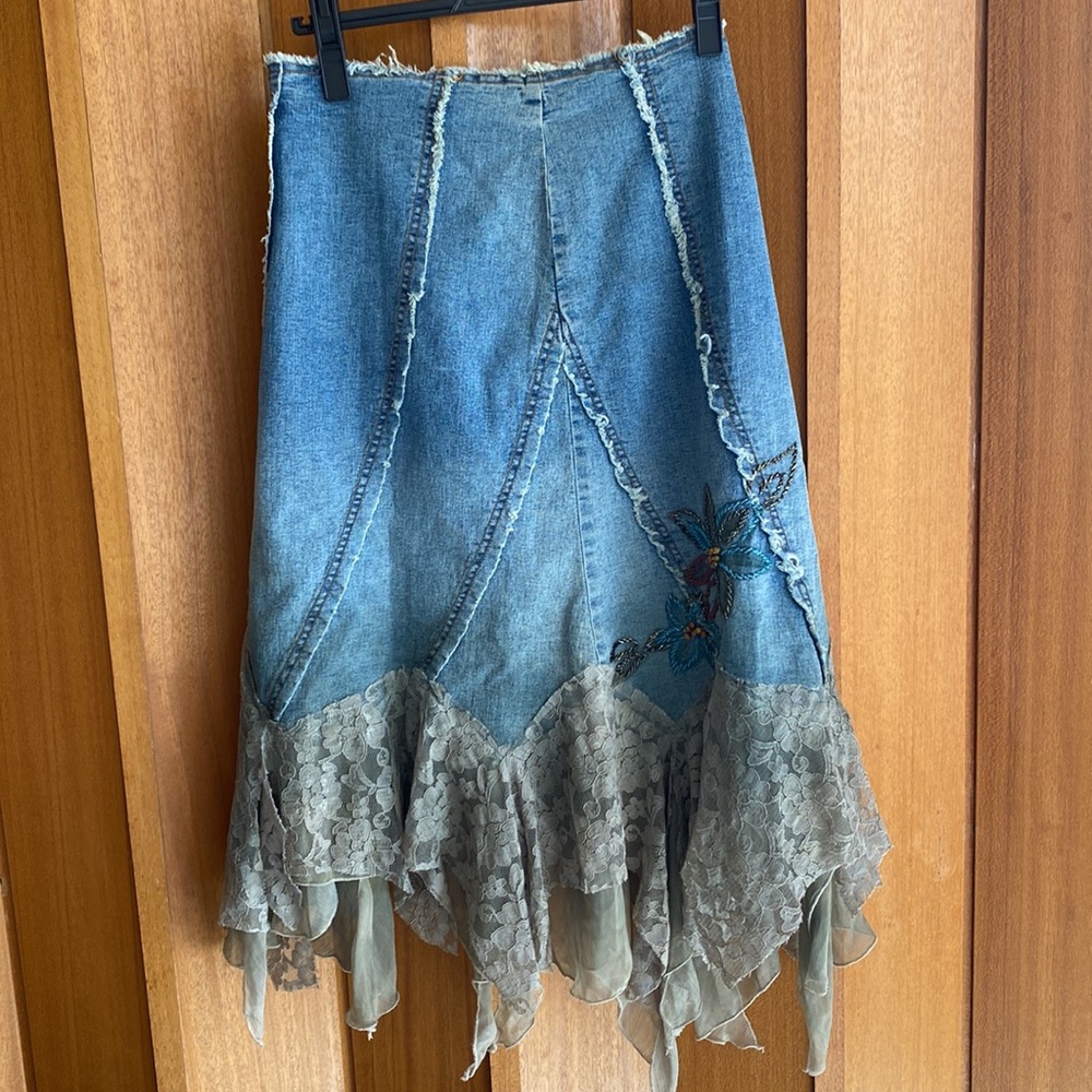 VINTAGE | Y2K style patchwork lace denim midi skirt